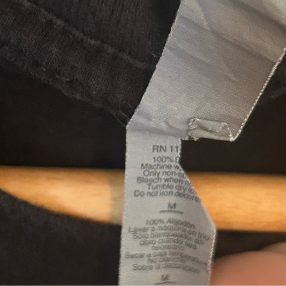 Adam Cole Wrestling T-Shirt Size Medium Black Graphic Print WWE AEW ROH Tee - Picture 3 of 4